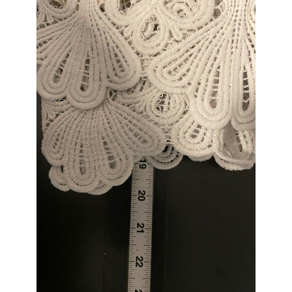 Miss Me Womens Crop Top Size Small White Floral Crochet Boxy Mod Hippie Boho - Picture 6 of 7